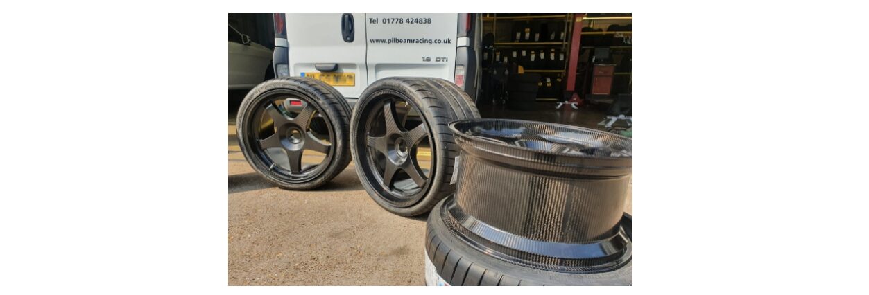 図７：GRMが開発したカーボンホイール